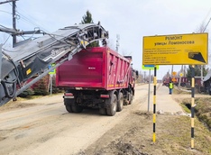 Коми дорожная компания продолжает ремонт дороги улицы Ломоносова в Сыктывкаре